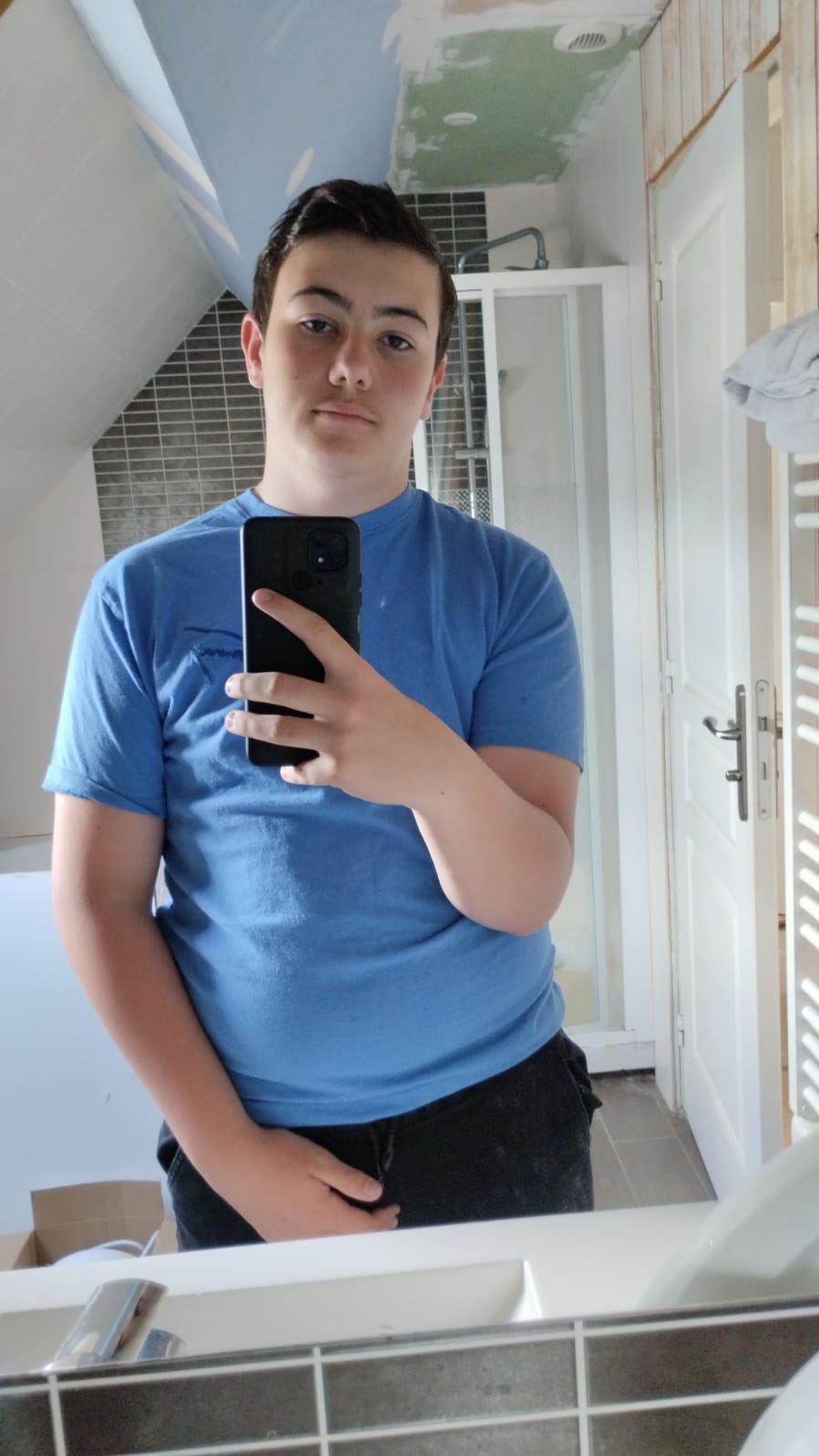 Profil de Aramis, 22 ans, Gay Suisse à Wolfertswil