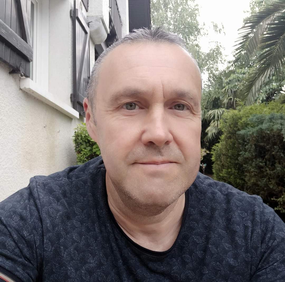 Profil de Bader, 54 ans, Gay Suisse à Bever