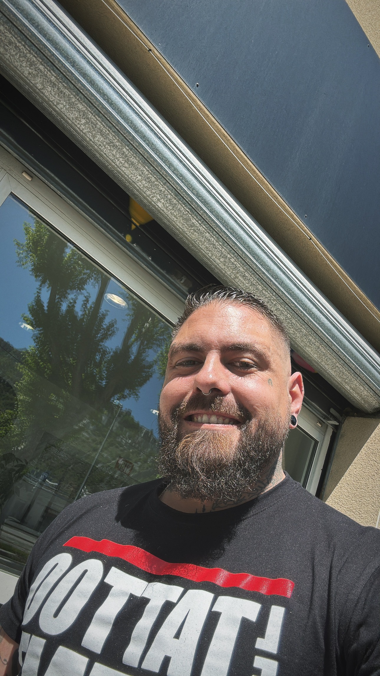 Profil de Venance, 36 ans, Gay Suisse à Iseo