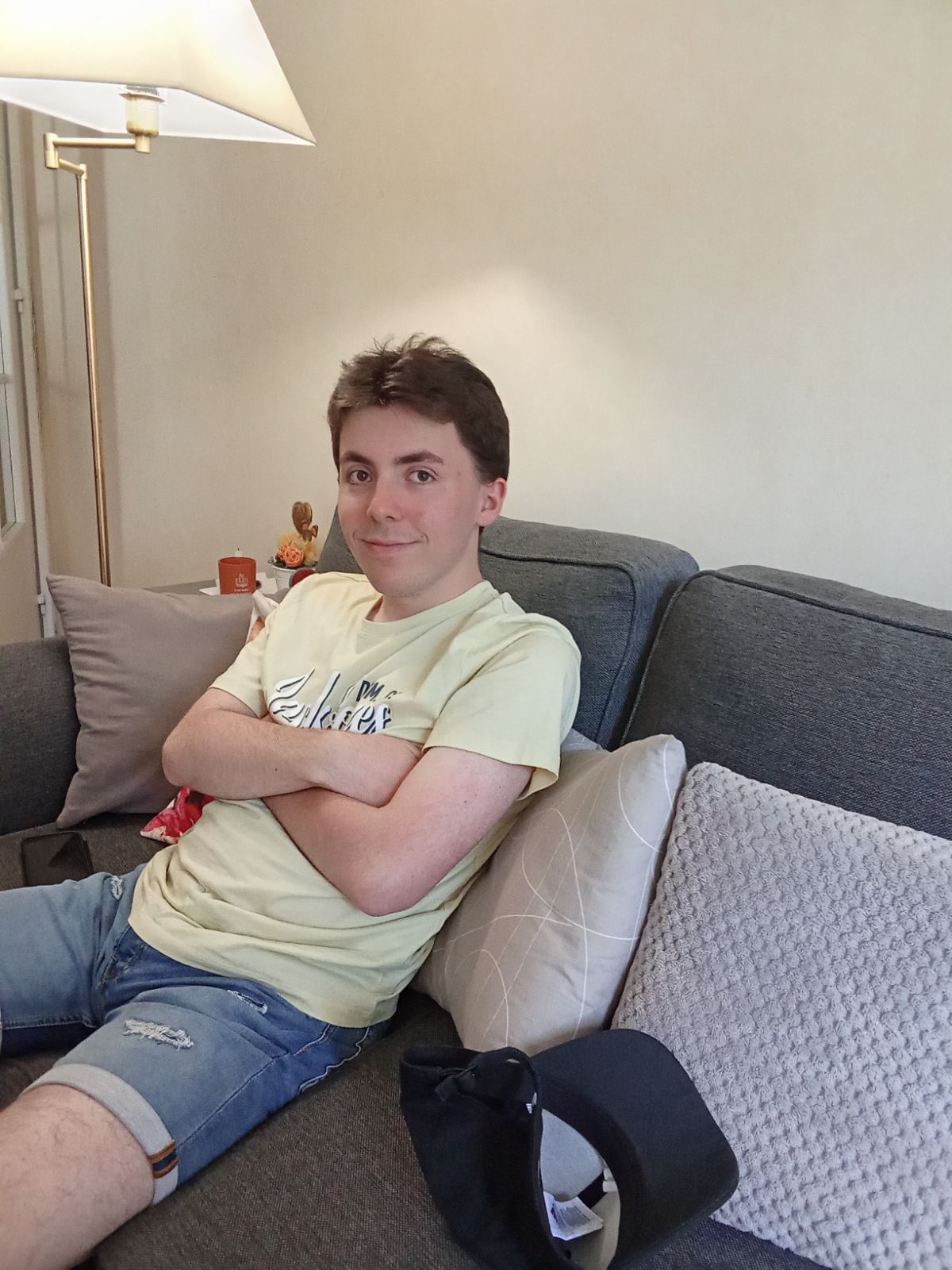 Profil de Kabir, 19 ans, Gay Suisse à Ogens