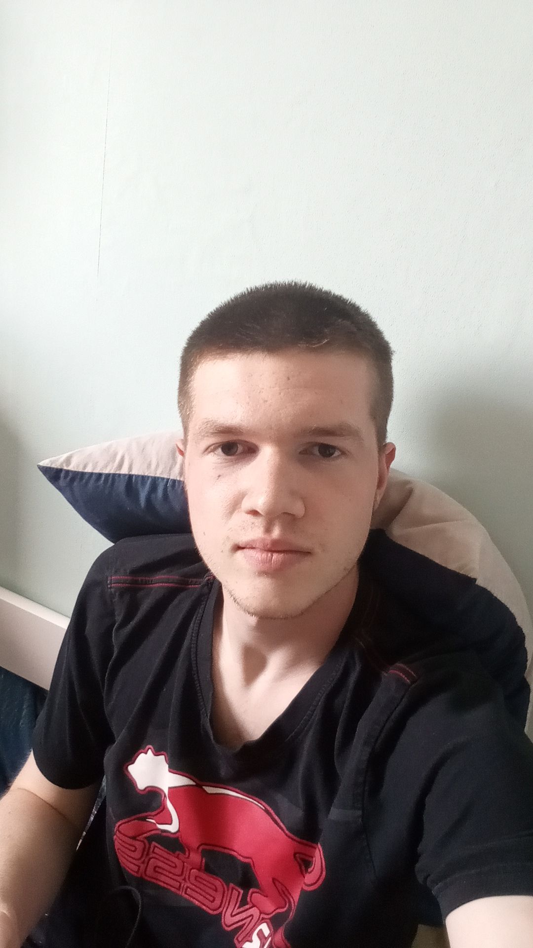 Profil de Luiz, 23 ans, Gay Suisse à Collonges