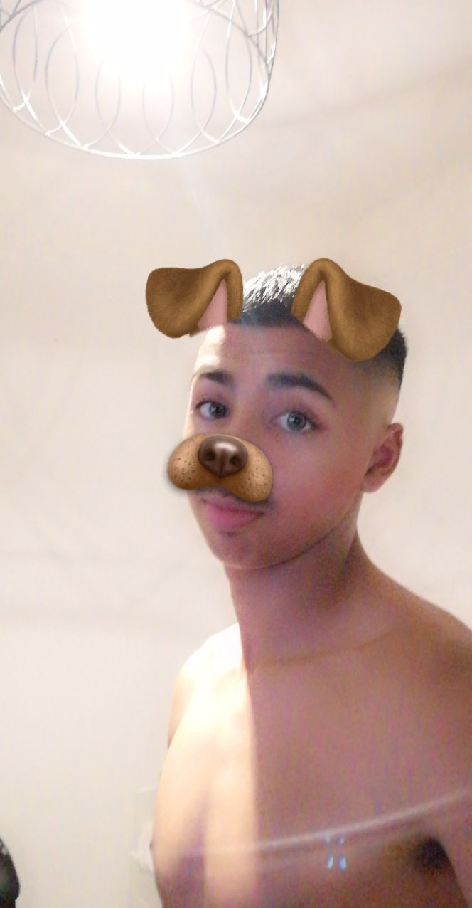 Profil de Savino, 22 ans, Gay Suisse à Rances