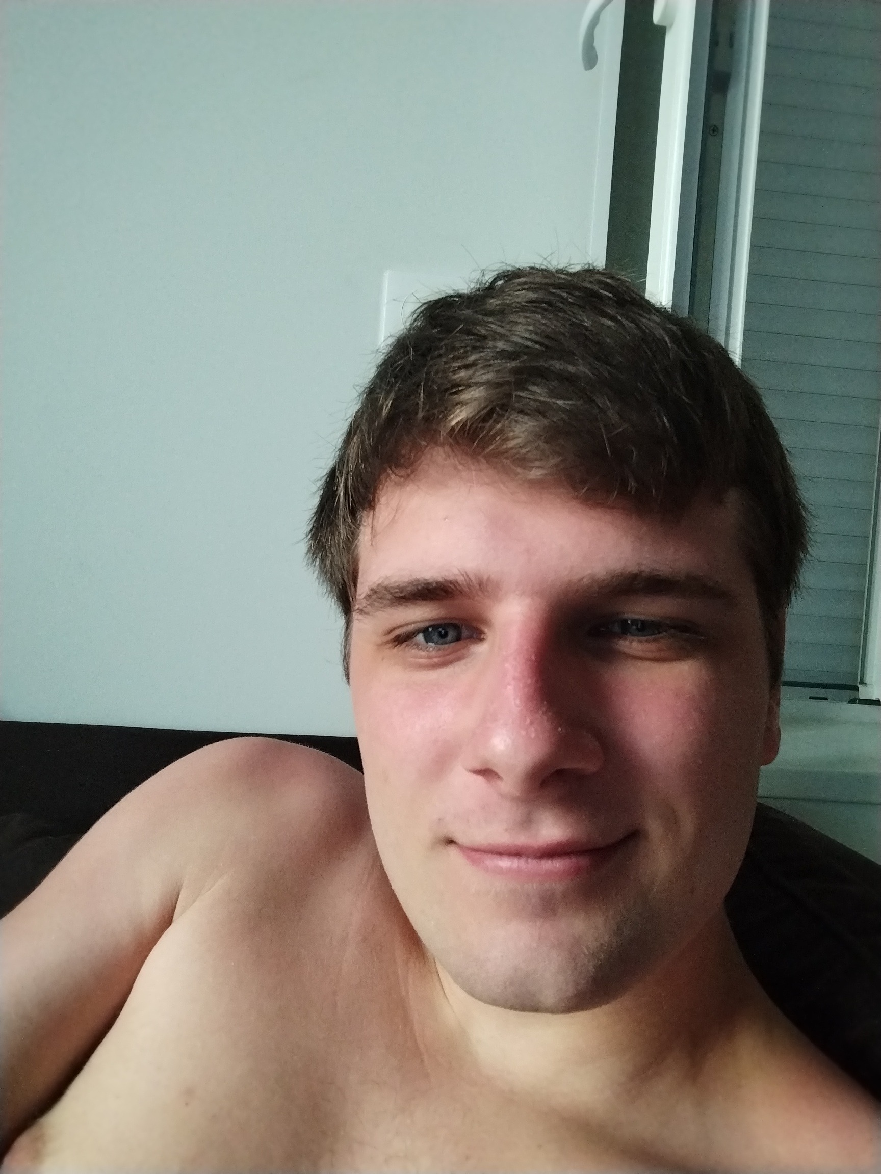 Profil de Exupere, 24 ans, Gay Suisse à Malans SG