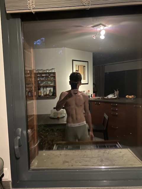 Profil de Obryan, 22 ans, Gay Suisse à Avry-devant-Pont