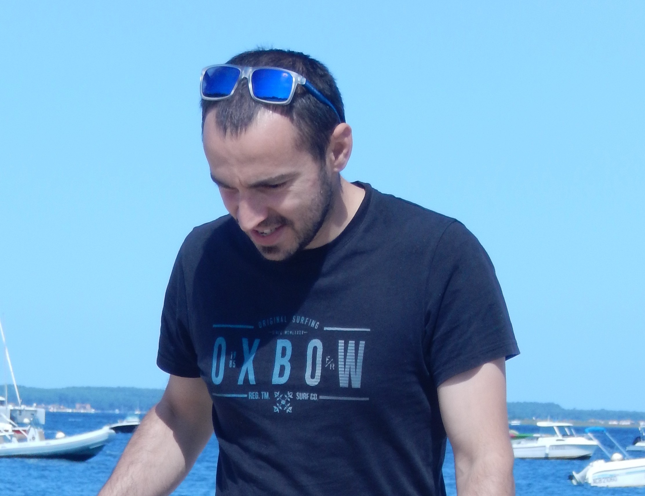 Profil de Embarek, 38 ans, Gay Suisse à Ravoire
