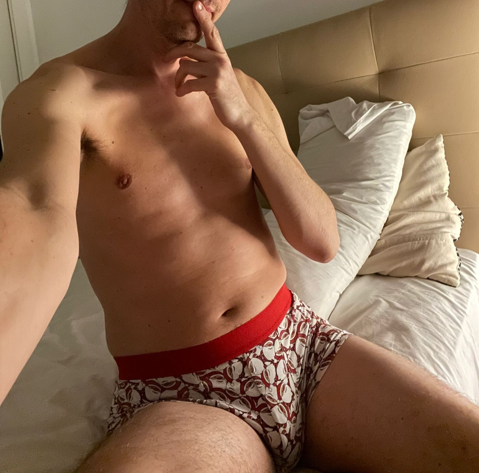 Profil de Ufuk, 42 ans, Gay Suisse à Perroy