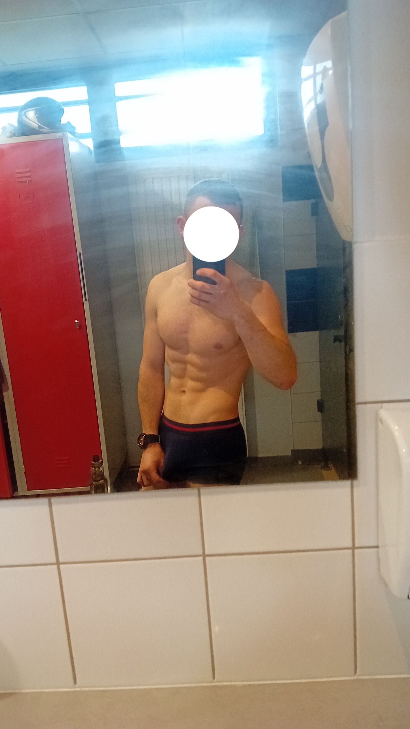 Profil de Nabil, 23 ans, Gay Suisse à Bristen
