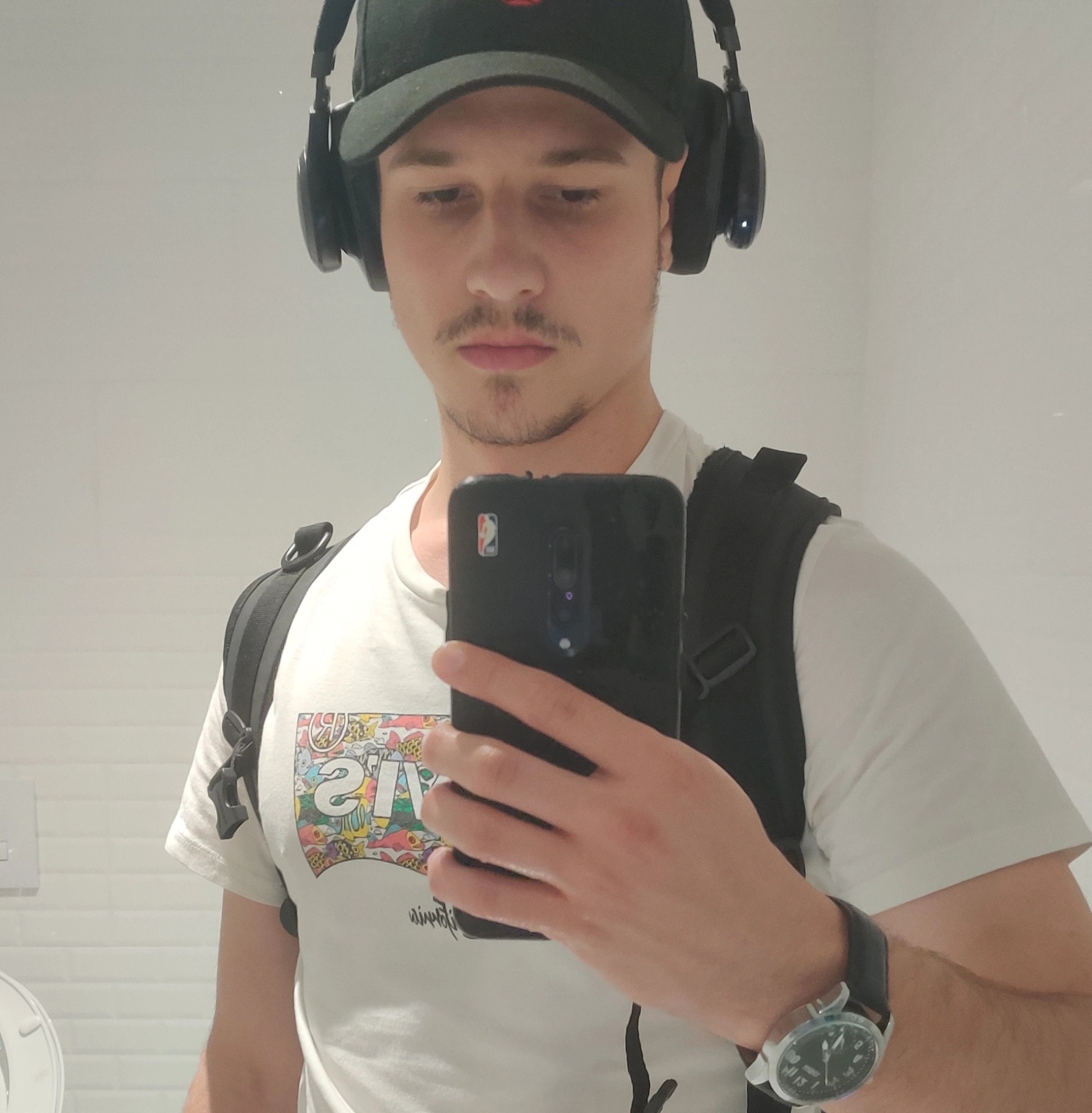 Profil de Milan, 21 ans, Gay Suisse à Mötschwil