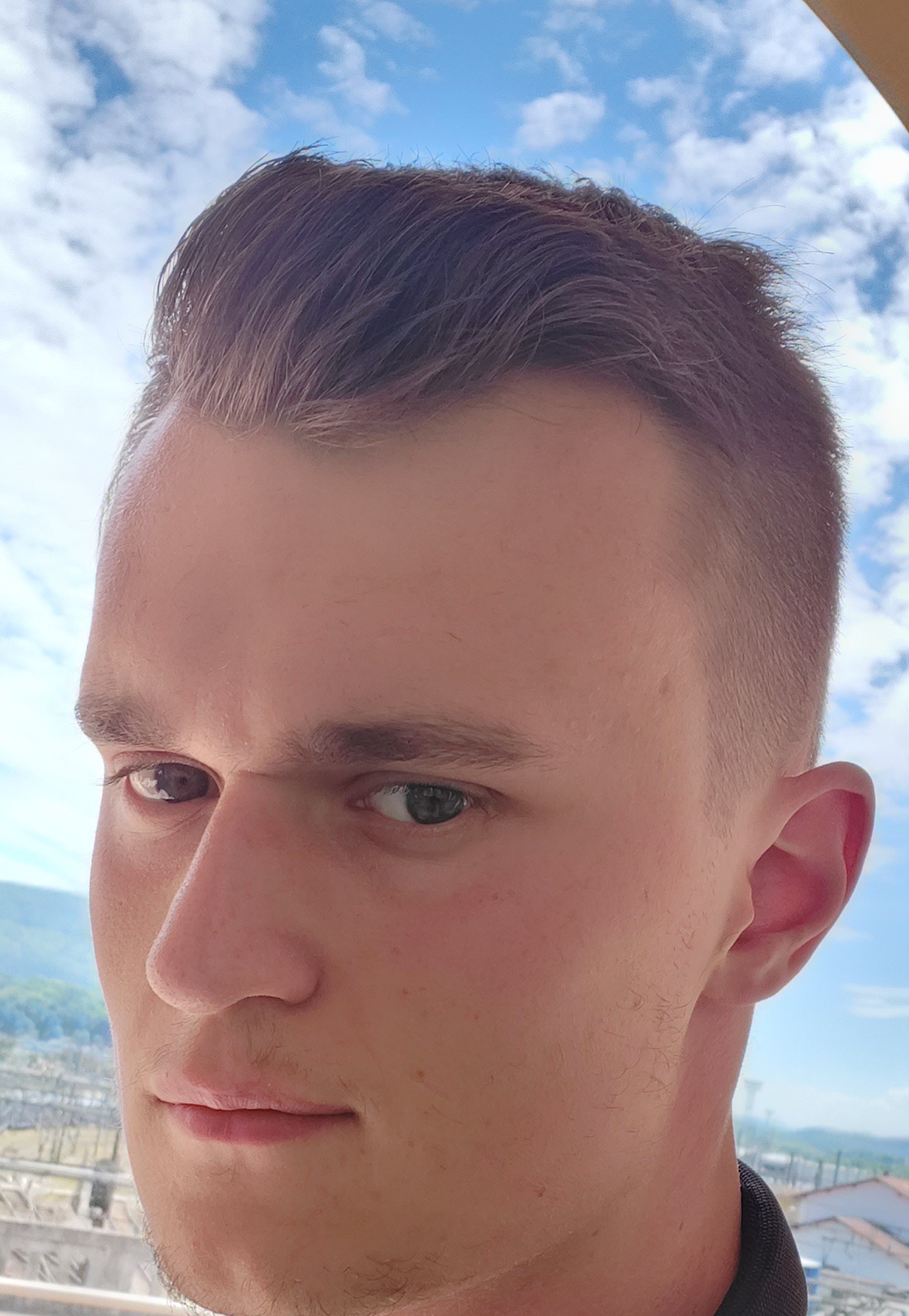 Profil de Bilhel, 25 ans, Gay Suisse à Villaraboud