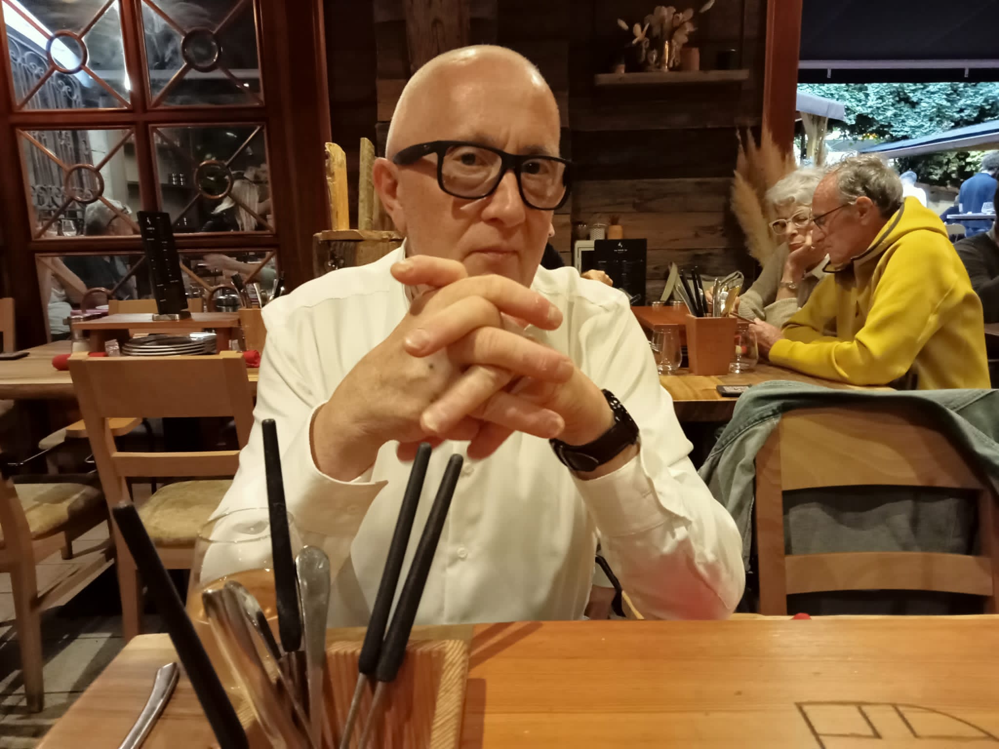 Profil de Yu, 55 ans, Gay Suisse à Denens
