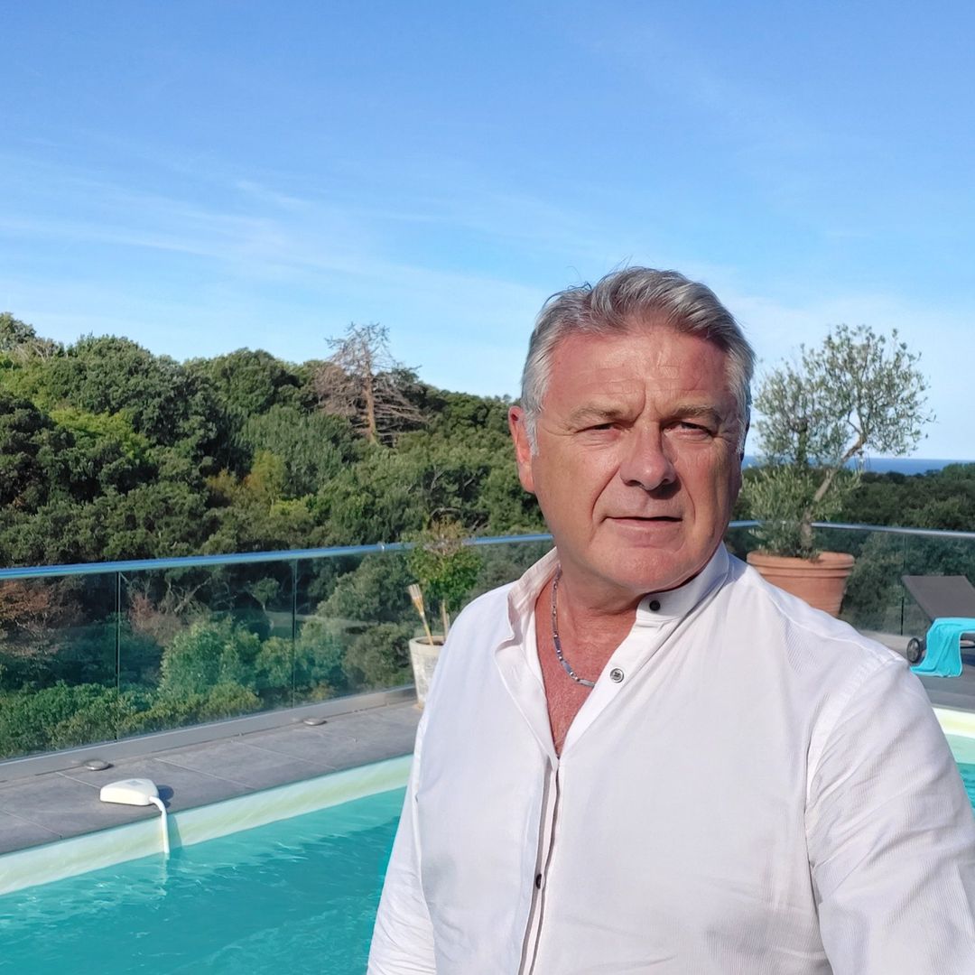 Profil de Djime, 55 ans, Gay Suisse à Mathon