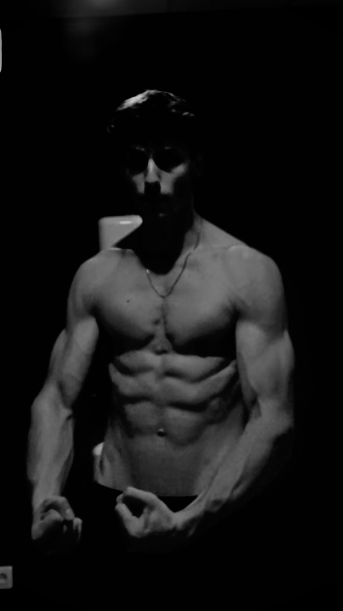 Profil de Shaheen, 20 ans, Gay Suisse à Binn