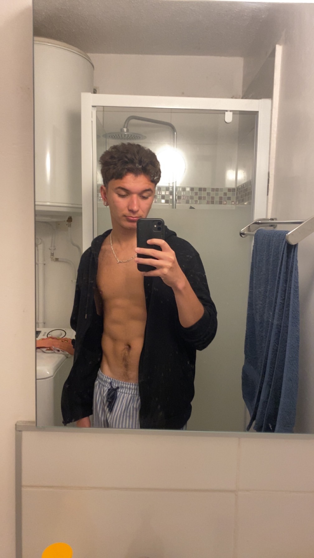 Profil de Roy, 21 ans, Gay Suisse à Adligenswil