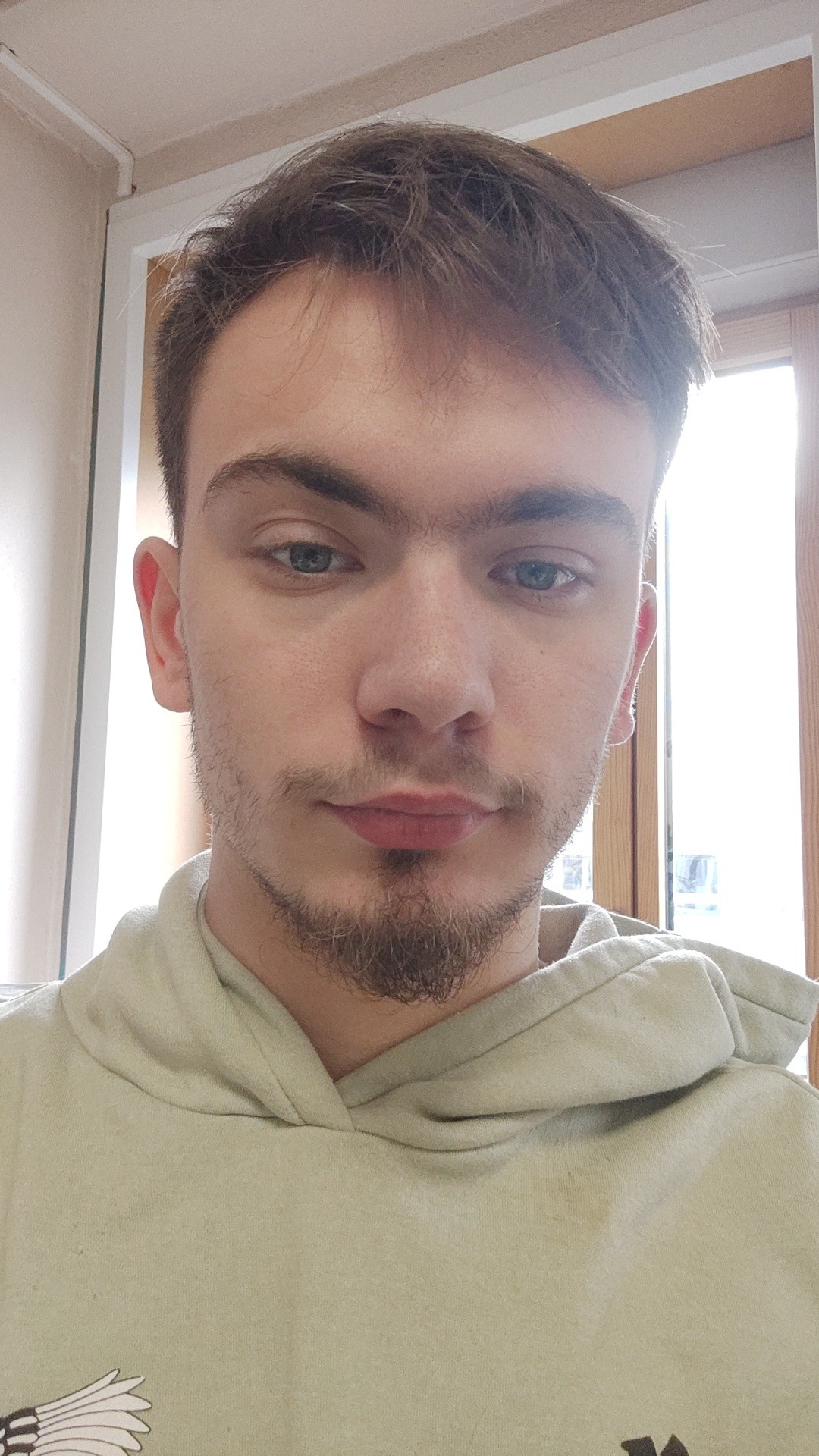Profil de Fakri, 21 ans, Gay Suisse à Killwangen