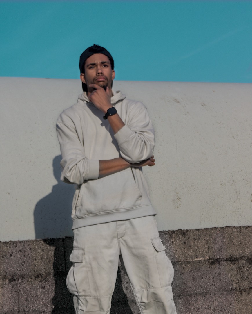 Profil de Jean-carlo, 25 ans, Gay Suisse à Buseno