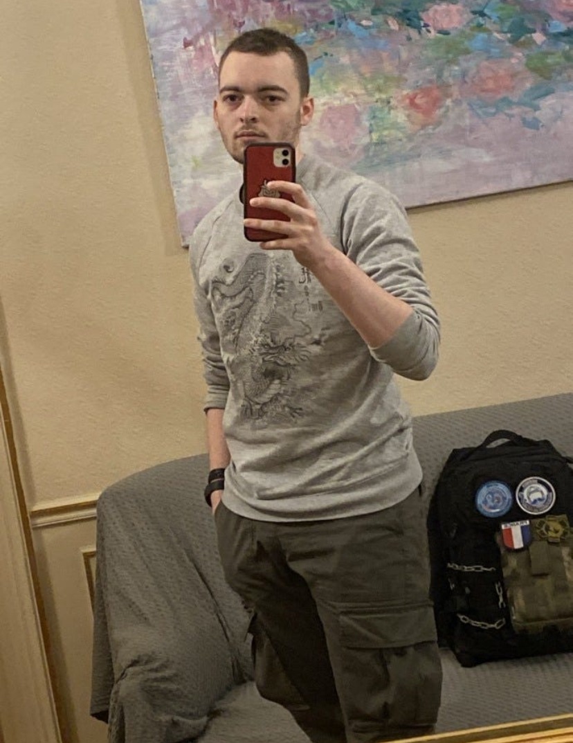 Profil de Yolain, 22 ans, Gay Suisse à Halten