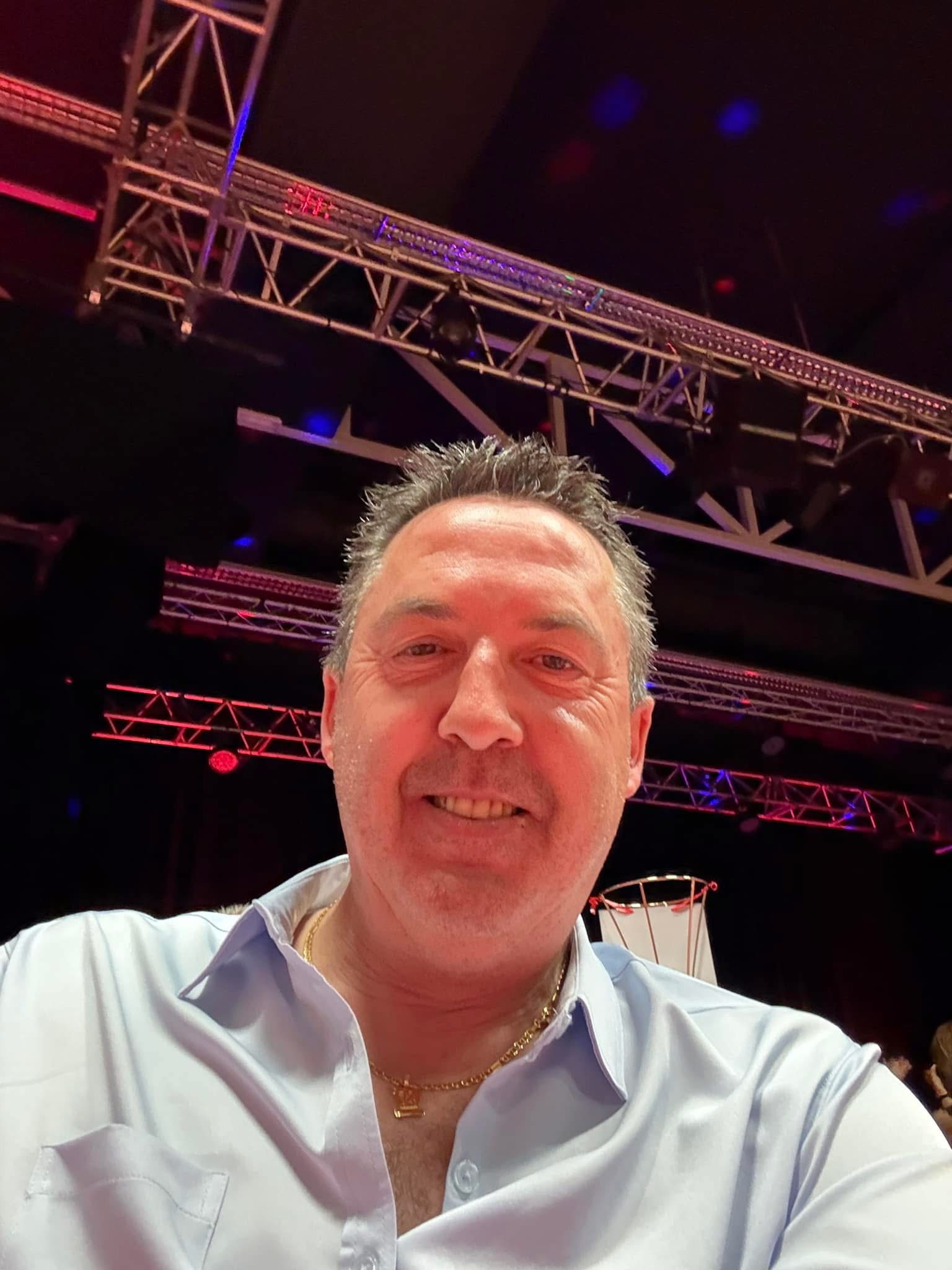 Profil de Raffael, 50 ans, Gay Suisse à Bennau