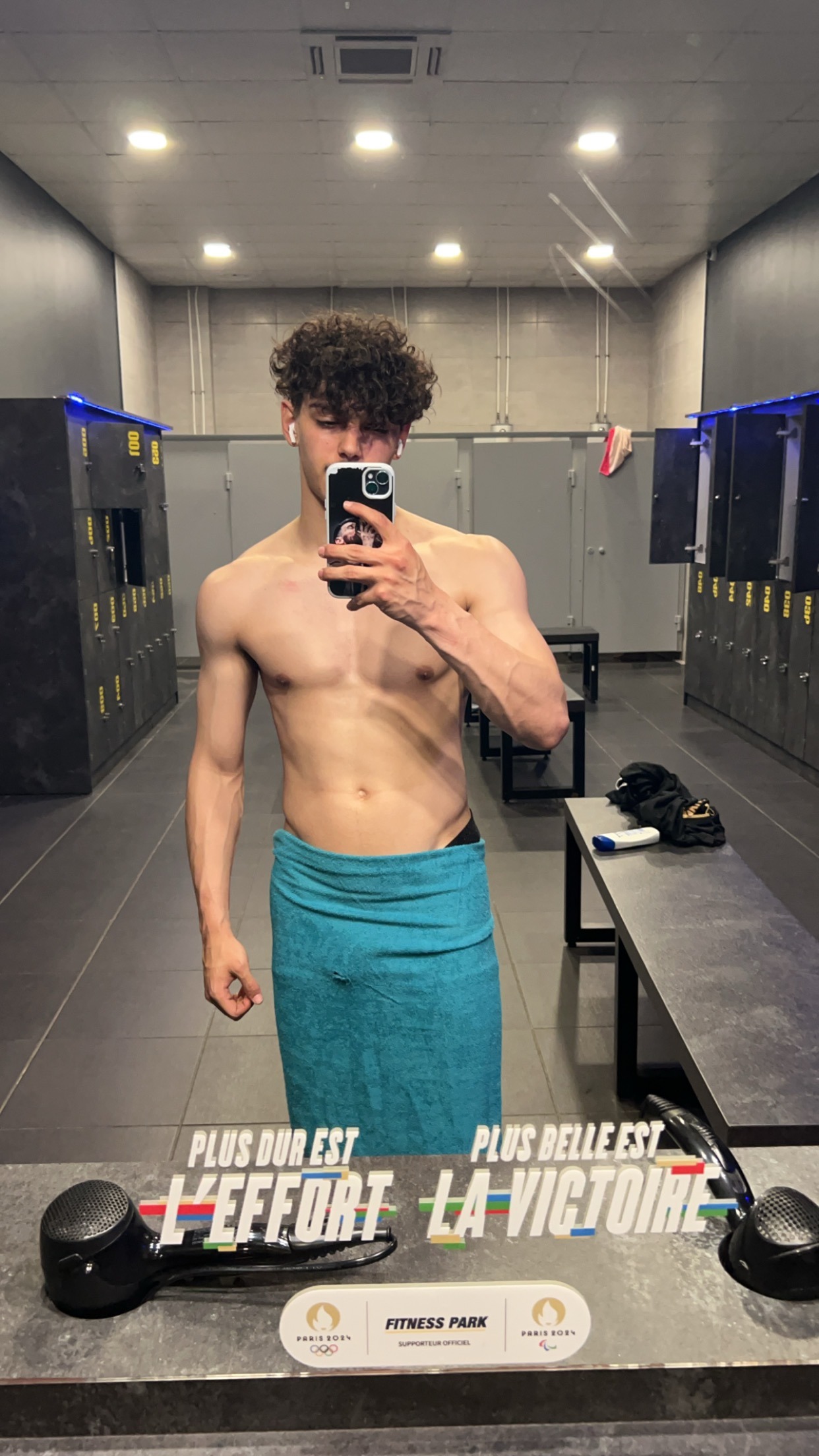Profil de Zaire, 21 ans, Gay Suisse à Milken