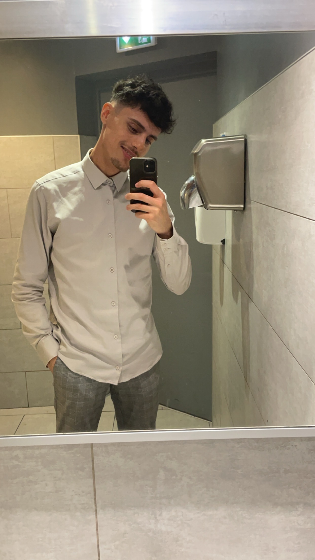 Profil de Mehand, 26 ans, Gay Suisse à Greng