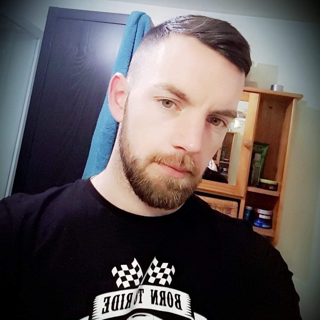 Profil de Lyvio, 35 ans, Gay Suisse à Lieli LU