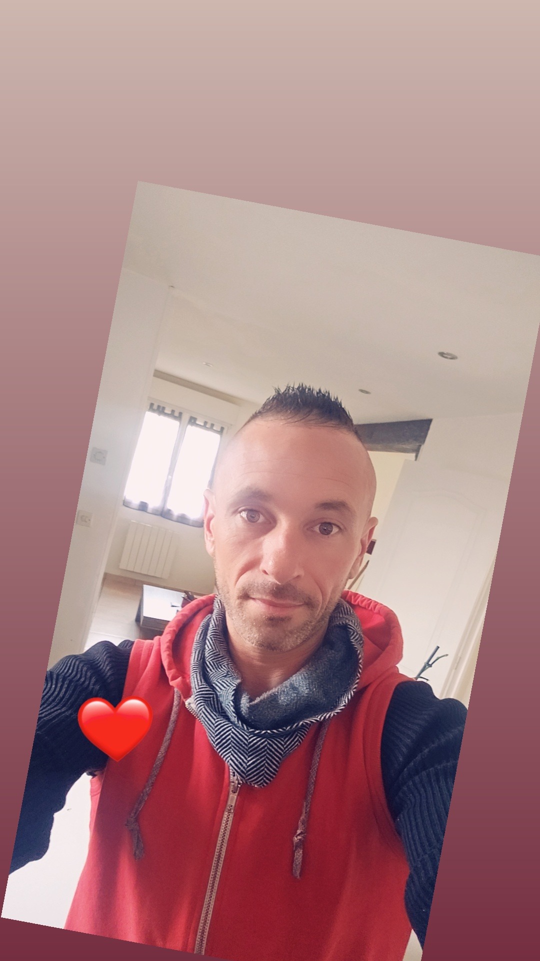 Profil de Jephte, 37 ans, Gay Suisse à Gempen