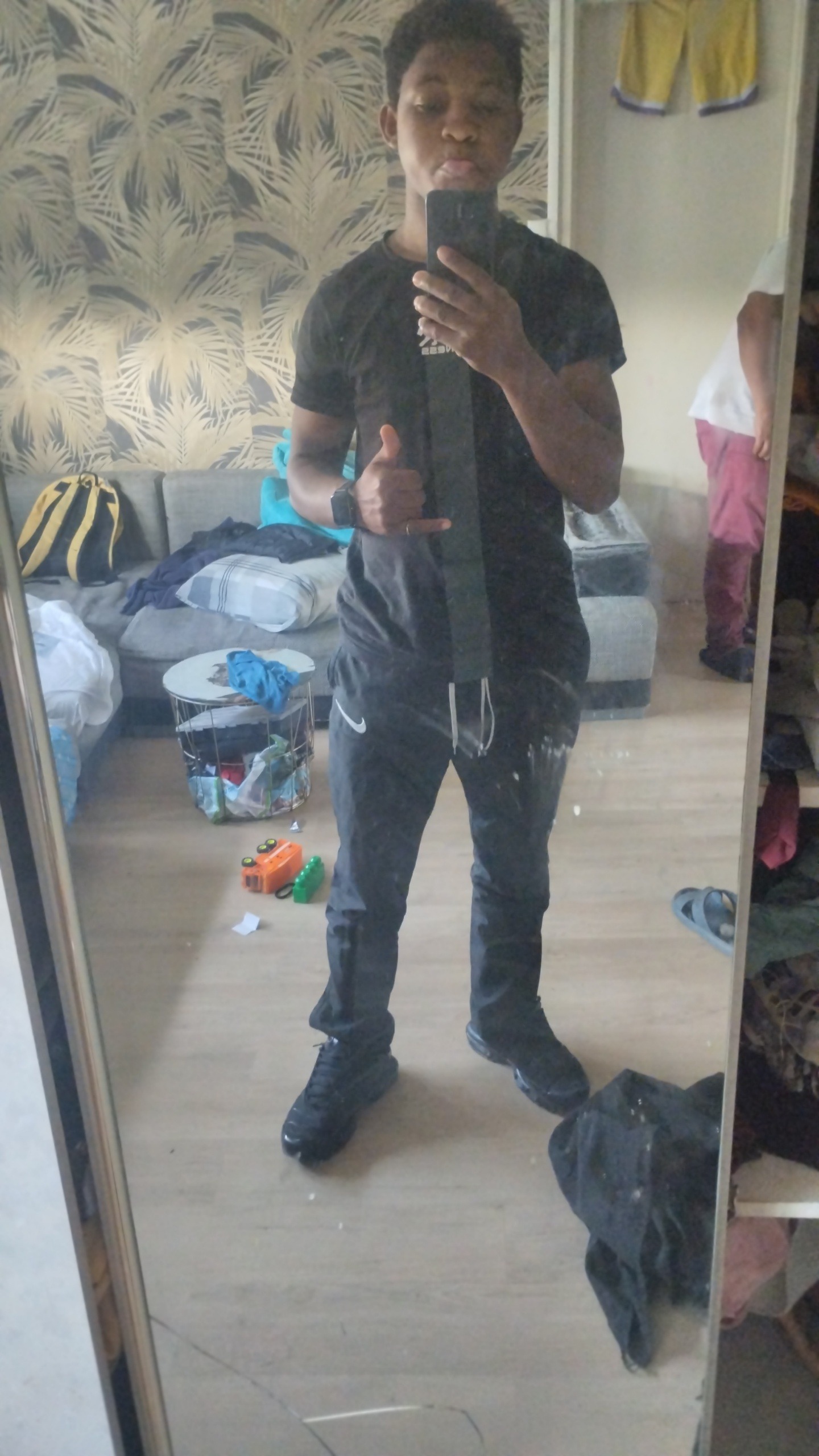 Profil de Flaurent, 20 ans, Gay Suisse à Ausserberg
