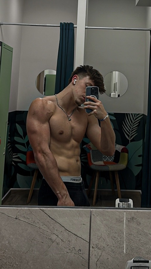 Profil de Maike, 19 ans, Gay Suisse à Riedikon