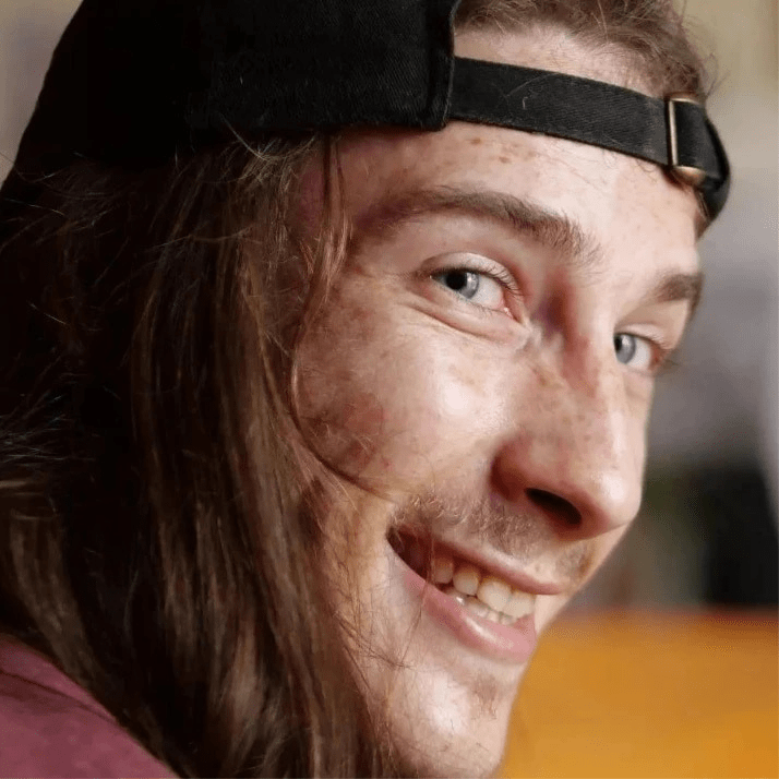 Profil de Moses, 26 ans, Gay Suisse à Morcles