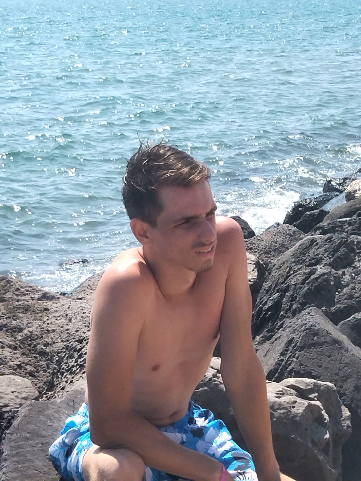 Profil de Ebrahim, 20 ans, Gay Suisse à St-Imier