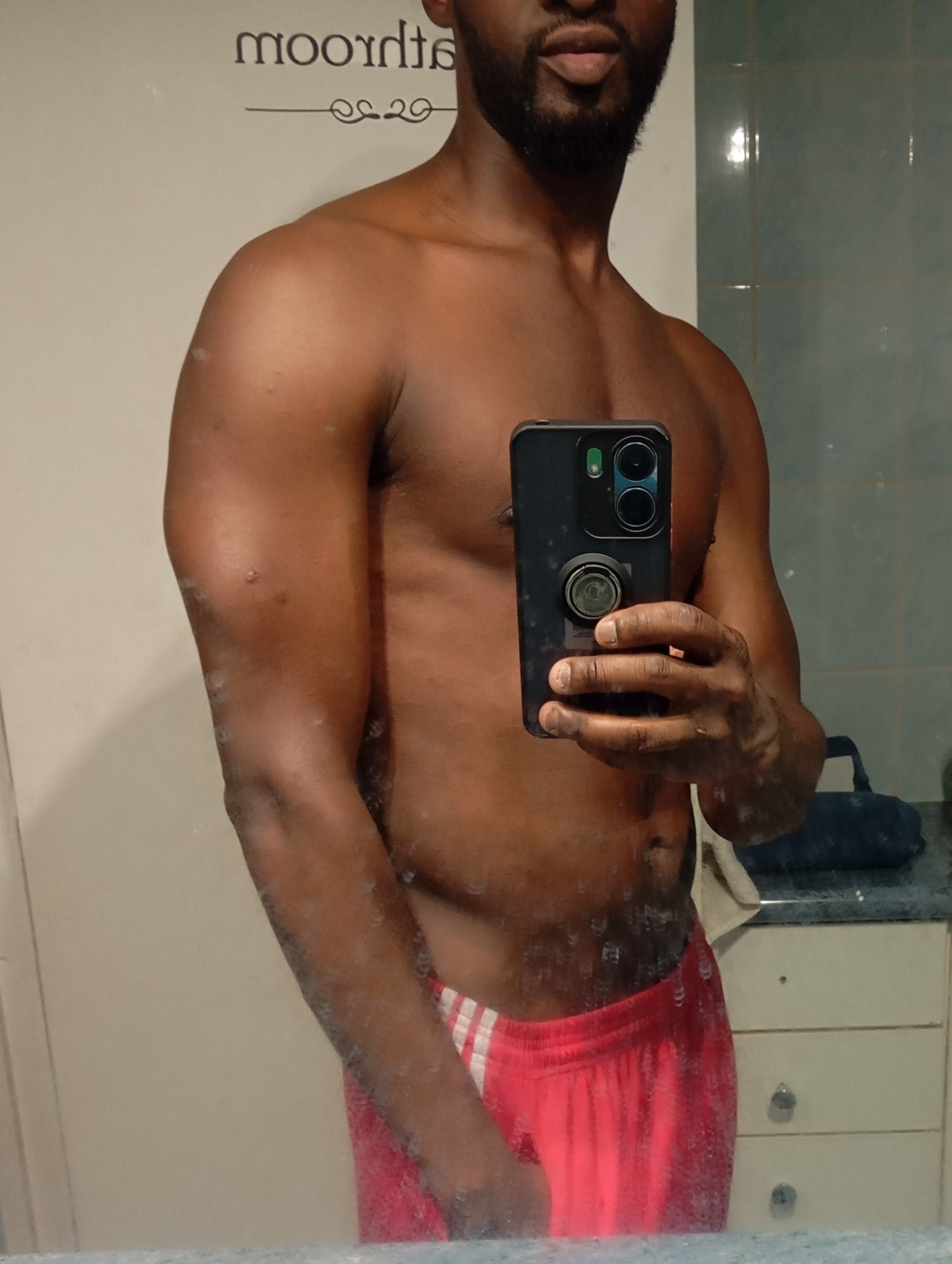 Profil de Edhy, 29 ans, Gay Suisse à Marbach SG