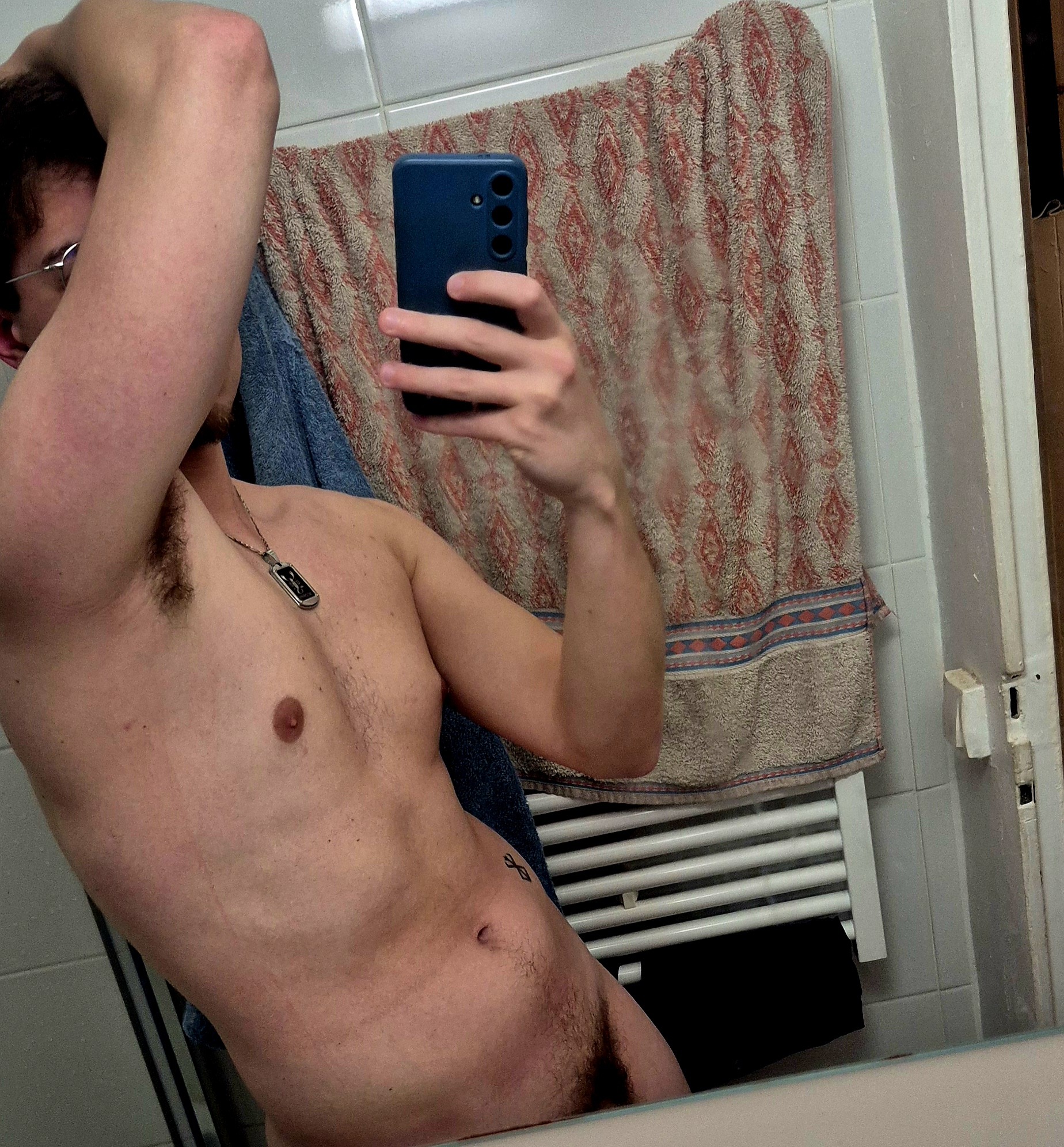 Profil de Safwan, 25 ans, Gay Suisse à Schwarzenbach SG