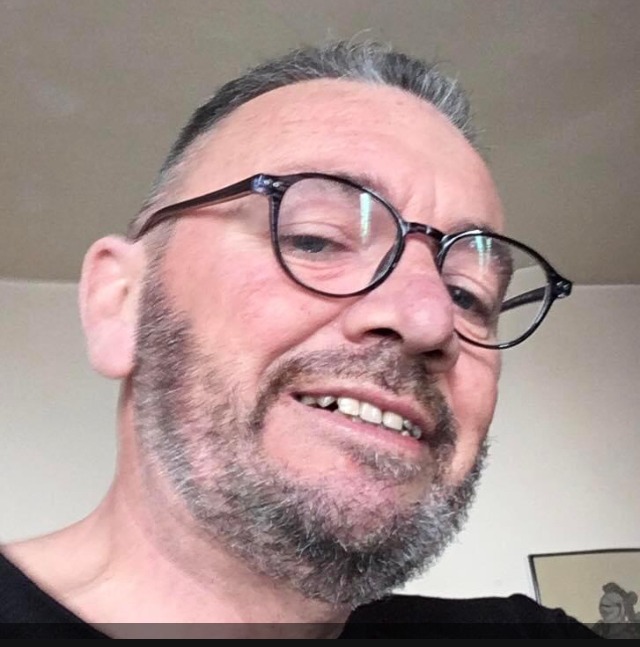 Profil de Akif, 55 ans, Gay Suisse à Gressy