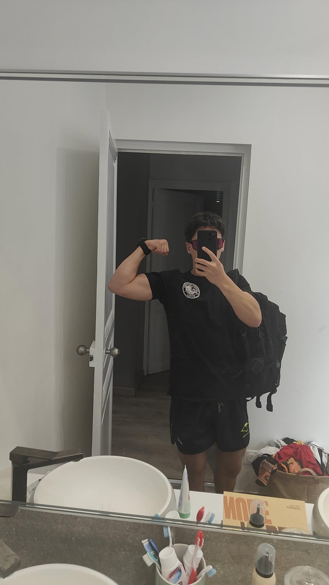 Profil de Ferdinando, 18 ans, Gay Suisse à Glion