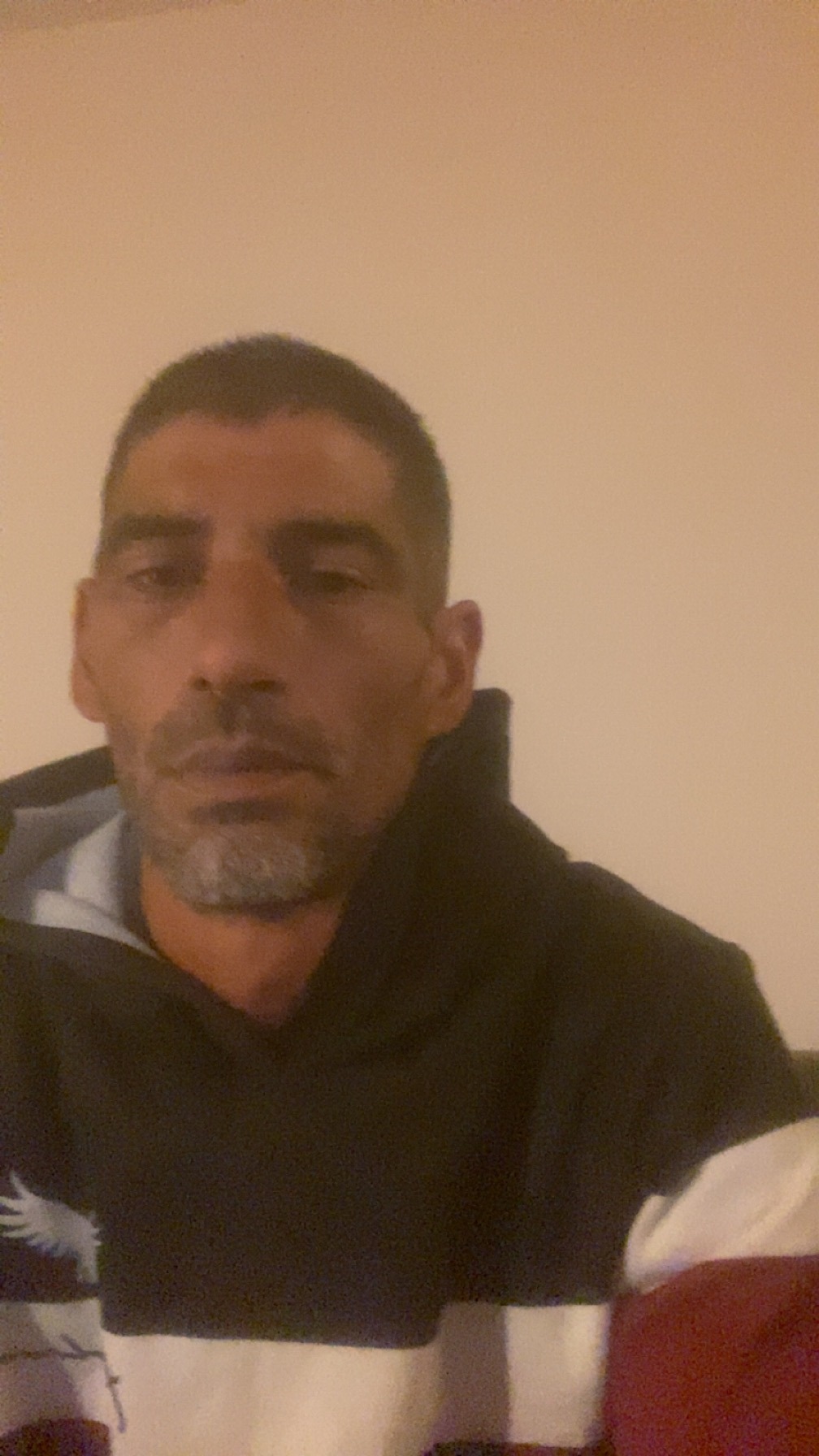 Profil de Christ, 37 ans, Gay Suisse à Orges