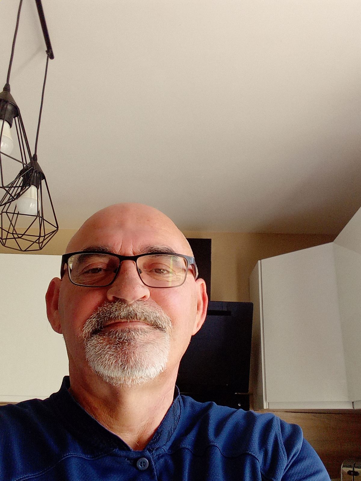 Profil de Cruz, 55 ans, Gay Suisse à Ropraz