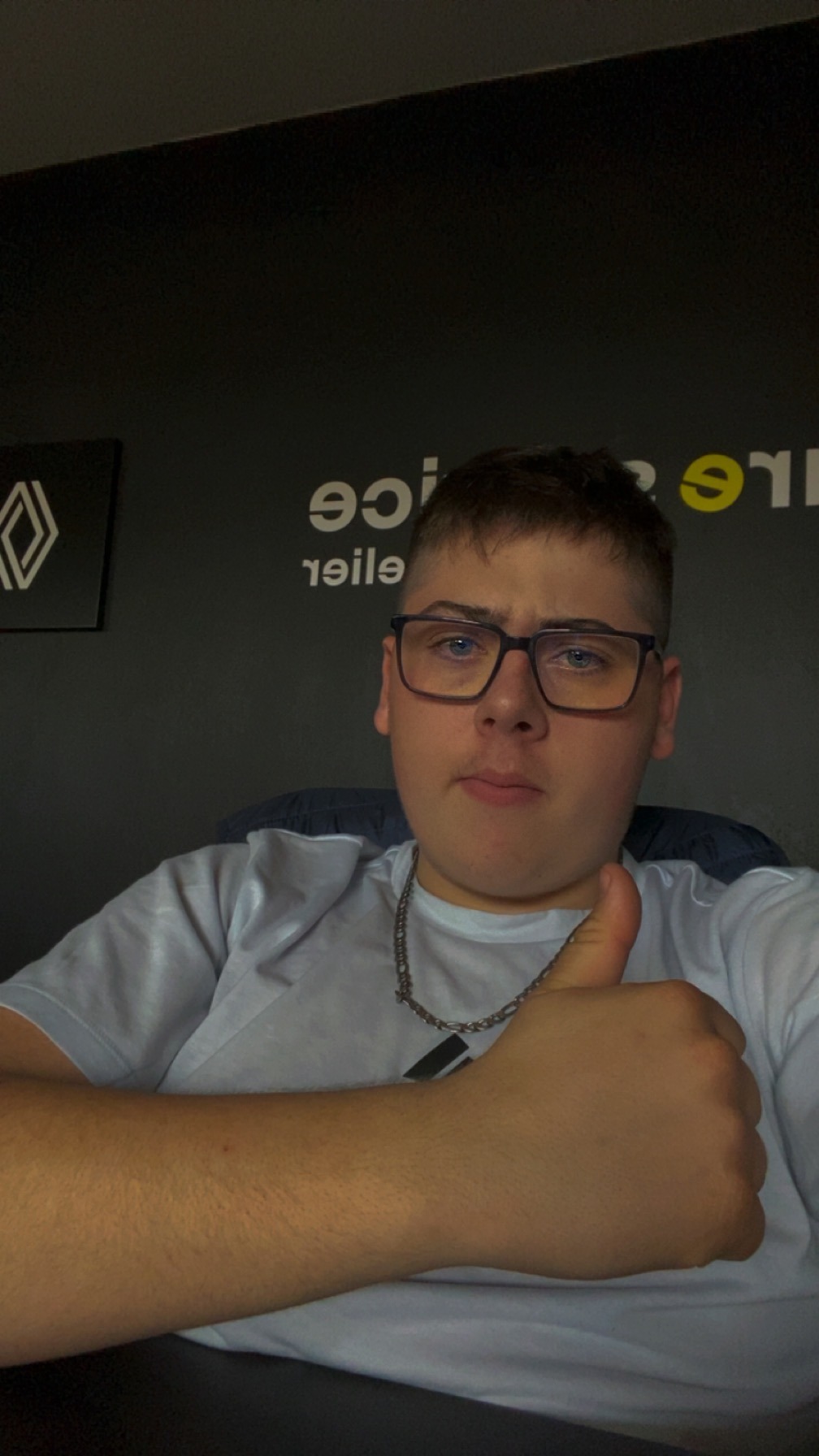 Profil de Omael, 25 ans, Gay Suisse à Kaiserstuhl AG