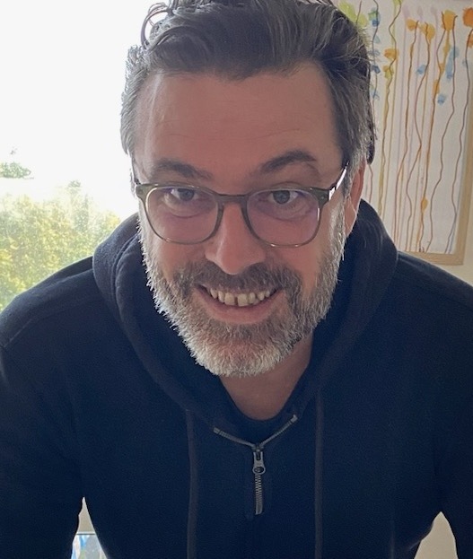 Profil de Dinis, 48 ans, Gay Suisse à Rasa