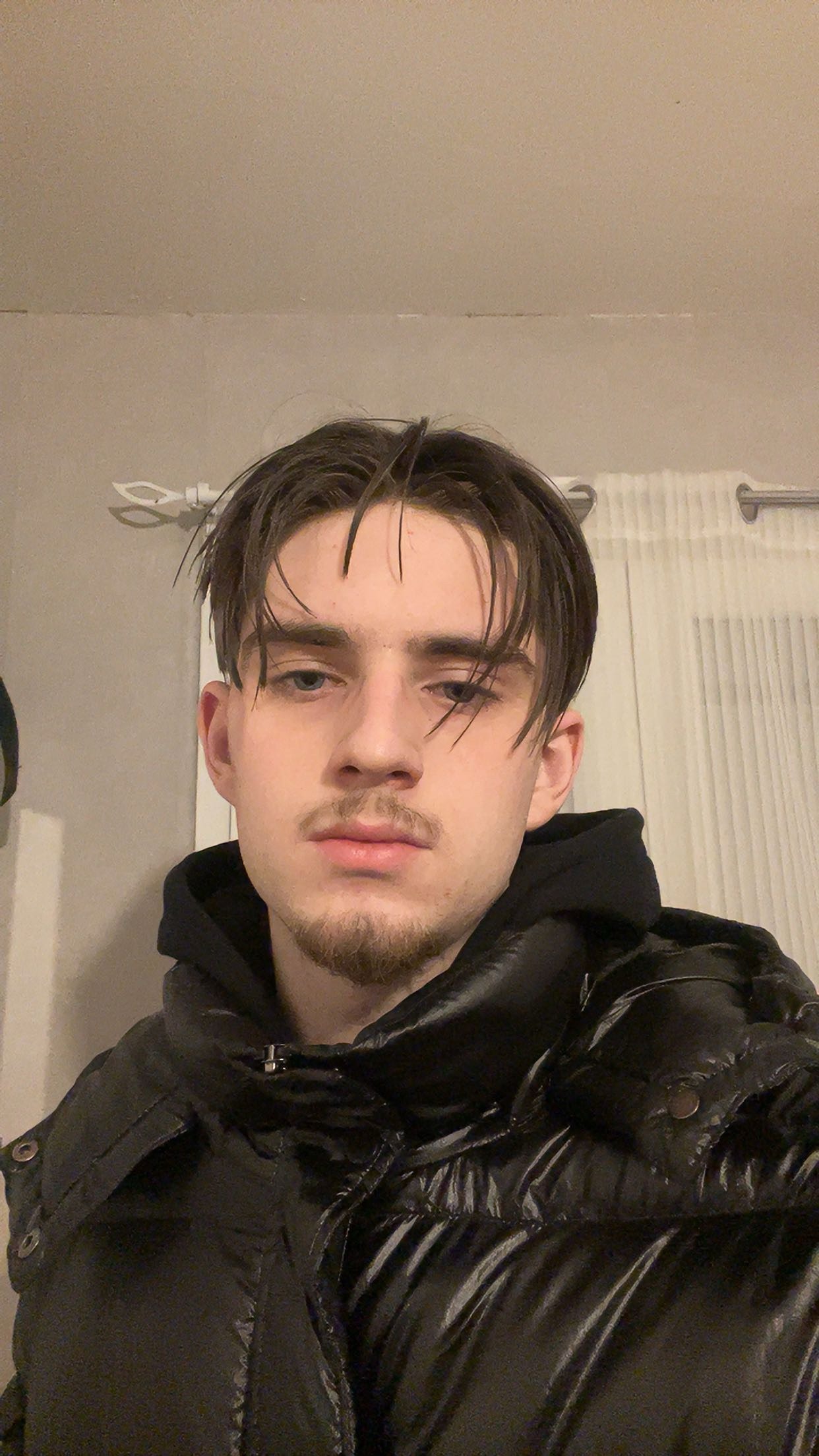 Profil de Abdel-samad, 20 ans, Gay Suisse à Vrin