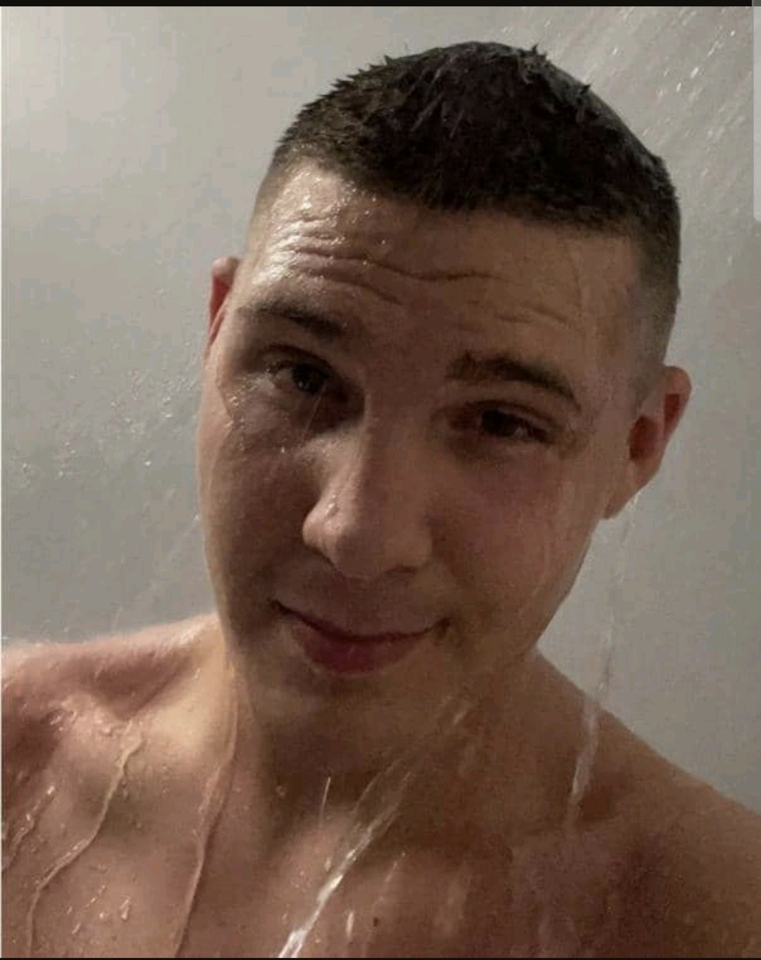 Profil de Souleiman, 25 ans, Gay Suisse à Lippoldswilen